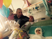 بالصور: عائة شقرة من يافا تزور الطفل أحمد دوابشة في مستشفى تل هشومير 